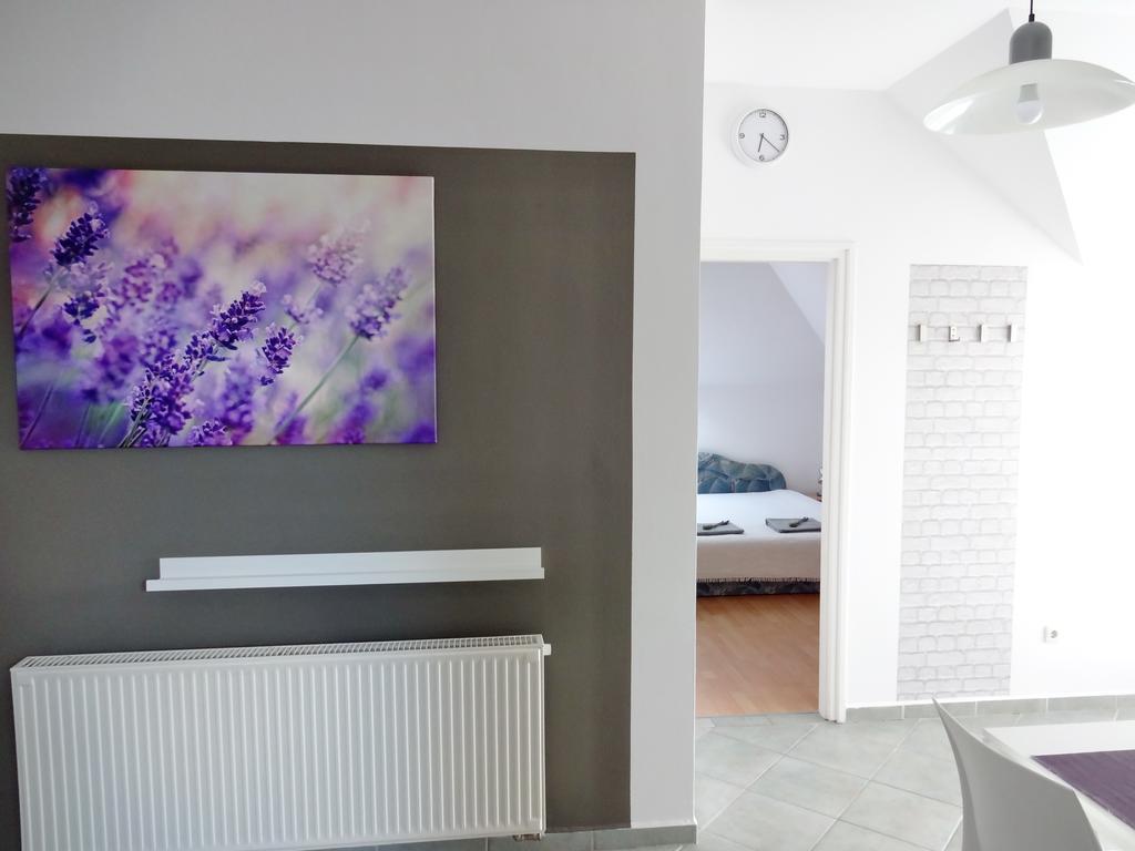Albizia Apartments บาลาตอนฟือเรด ภายนอก รูปภาพ