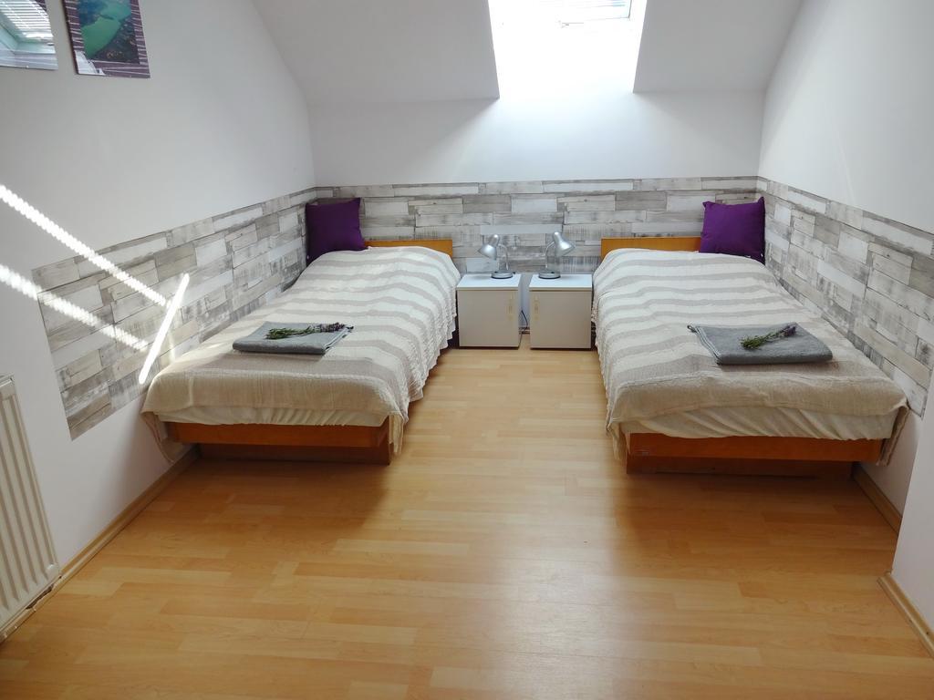 Albizia Apartments บาลาตอนฟือเรด ภายนอก รูปภาพ